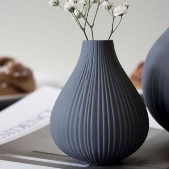 Bed Bath & Beyond | 4 Set “Frost” Chive Small Ceramic Vase - Picture 1 of 7
